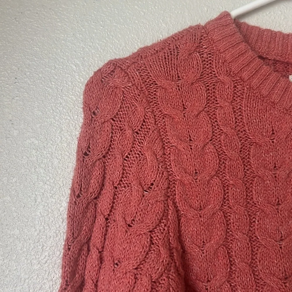 American Eagle Coral Knitted Sweater Size Small - Picture 4 of 8